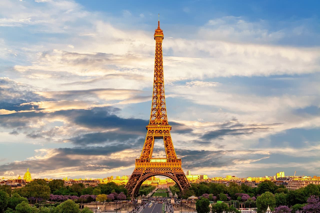 First-Timer's Guide to Europe: Avoid These 12 Common (Expensive) Mistakes